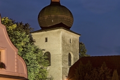 08
