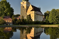 09